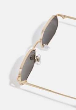 Pier One Unisex - Gafas De Sol - Gold-Coloured/Black -Pier One 0d8c4ec208f14201b303a2f772bbaa6f