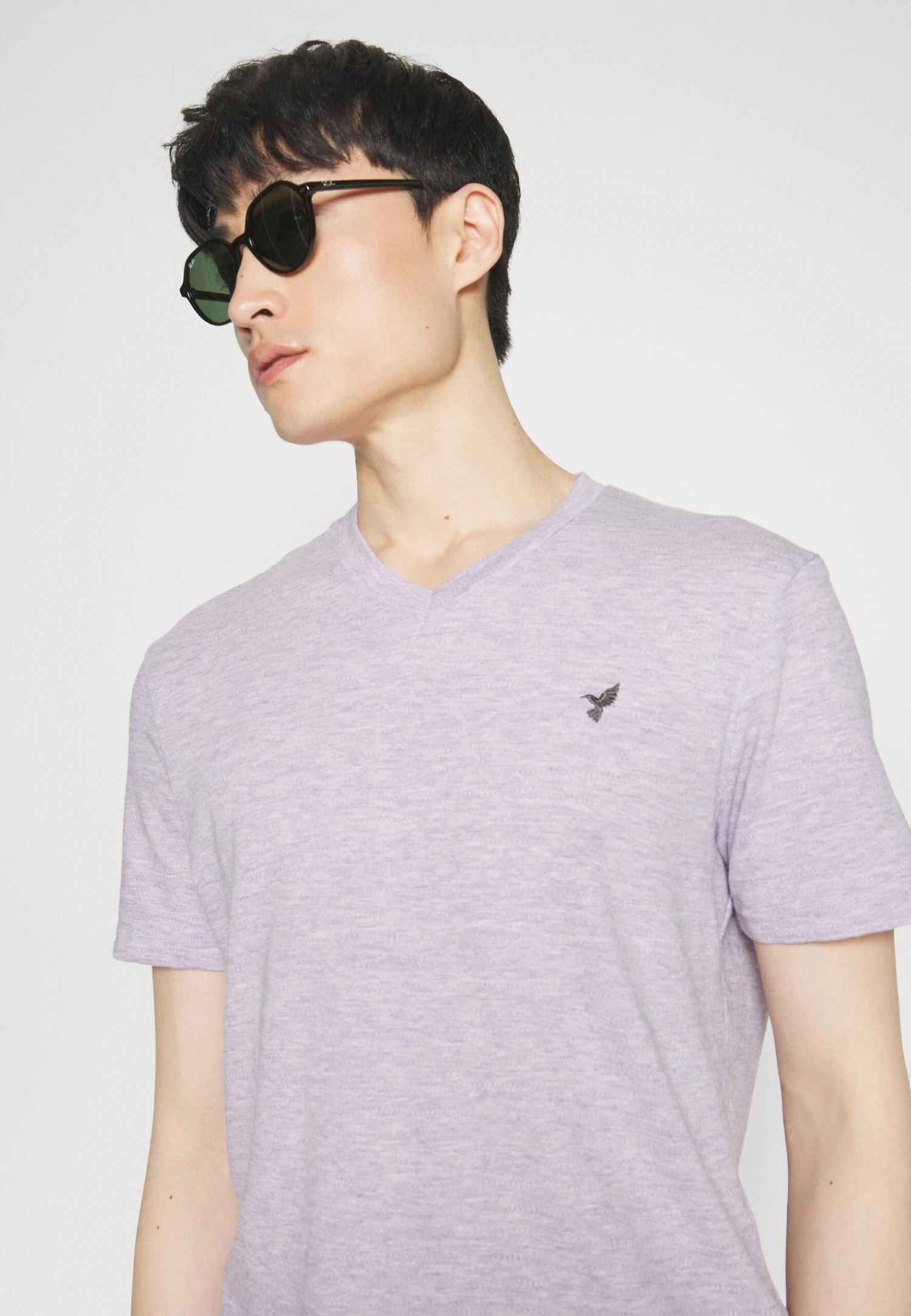 Pier One Camiseta Básica - Grey 4 Pier One Camiseta Básica - Grey - Imagen 4