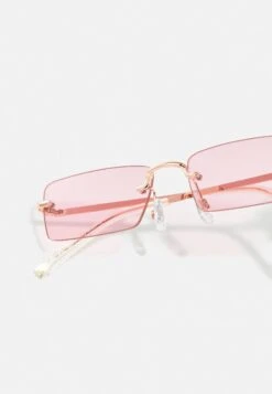Pier One Unisex - Gafas De Sol - Pink 7 Pier One Unisex - Gafas De Sol - Pink -Pier One 48d6d36db7944e98b393bb316d299a57