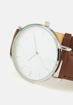 Pier One Unisex - Reloj - Brown 7 Pier One Unisex - Reloj - Brown -Pier One 4f1c6bbcacda485eb81e287421339e84