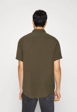 Pier One 2 Pack - Camisa - Olive/Black -Pier One 546821186edc45e88d5685683acdc761