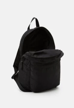 Pier One Travel Compact Backpack Foldable Unisex - Mochila - Black -Pier One 5857bf9f87bd4921afcc6369b3f34f5d