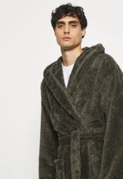 Pier One Albornoz - Khaki 9 Pier One Albornoz - Khaki -Pier One 65ea8ffbdd2149b7890e34f2b0655607