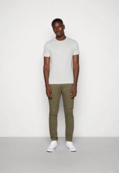 Pier One Unisex 5 Pack - Camiseta Básica - Black /Dark Blue/Dark Green