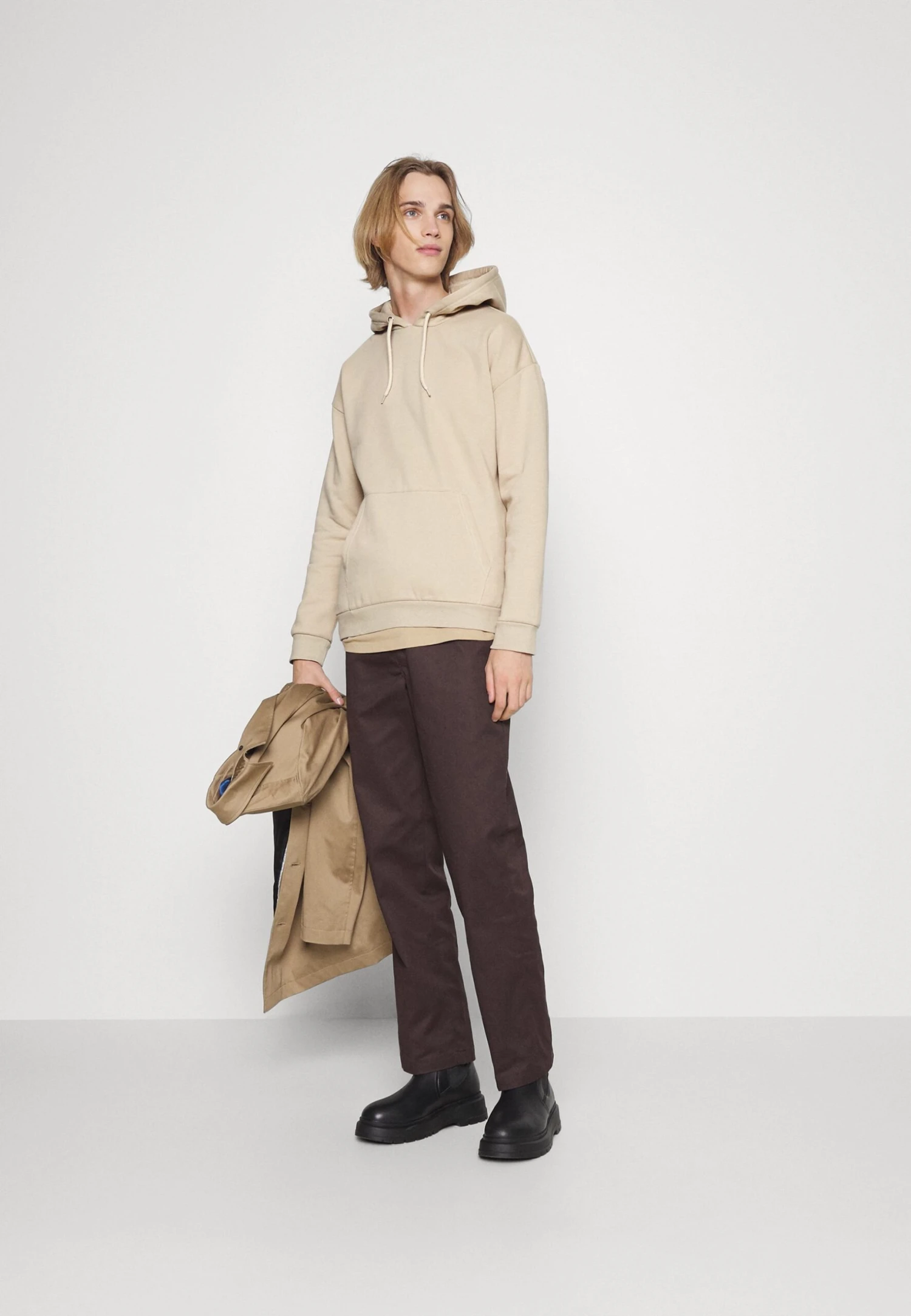 Pier One 2 Pack - Jersey Con Capucha - Black/ Beige 1 Pier One 2 Pack - Jersey Con Capucha - Black/ Beige