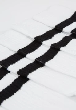 Pier One 5 Pack - Calcetines - White -Pier One bba04d20a797407b9b5f49c4e56503ef