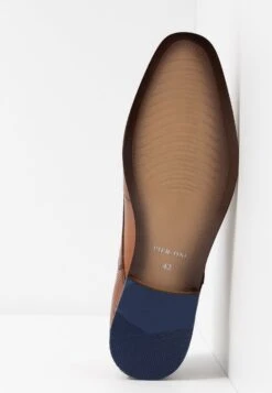 Pier One Leather - Zapatos Con Cordones - Cognac -Pier One bd7073ea68f641d3aea91bfbbc2dbafd