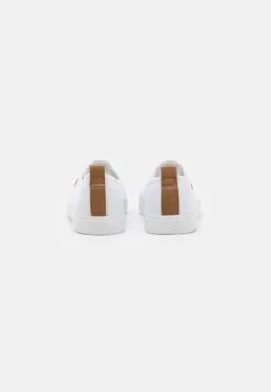 Pier One Unisex - Mocasines - White -Pier One d0dcb07e7bd24443a1df824091ece39a