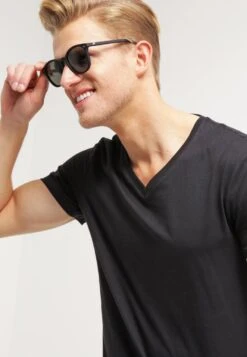 Pier One 2 Pack - Camiseta Básica - White/Black 9 Pier One 2 Pack - Camiseta Básica - White/Black -Pier One e073533816284d398e474fb2d3238a21