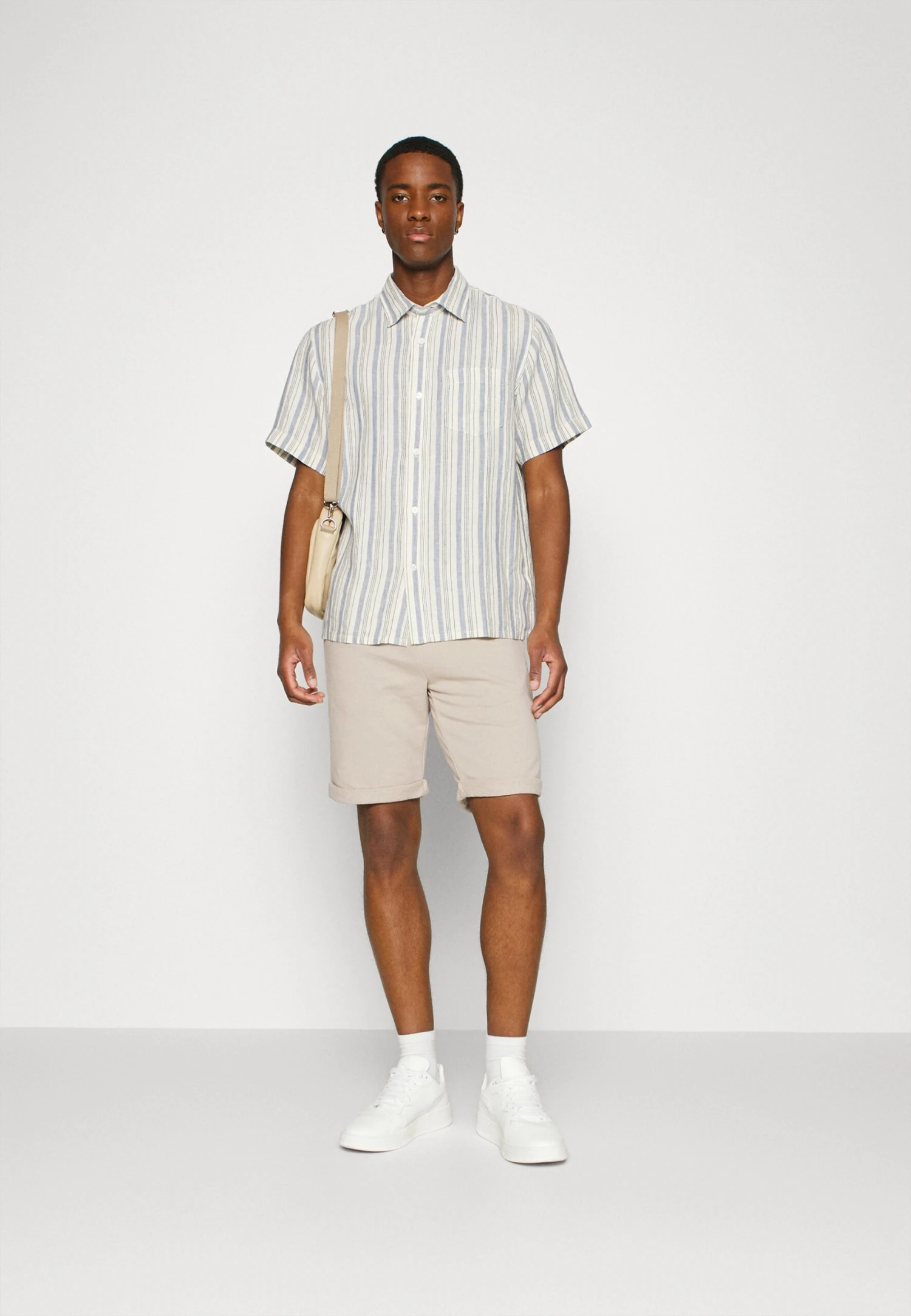 Pier One Pantalones Deportivos - Tan 2 Pier One Pantalones Deportivos - Tan - Imagen 2