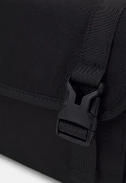 Pier One Unisex - Bandolera - Black -Pier One f6be7e6f25484afd818fa13238f4a0f4