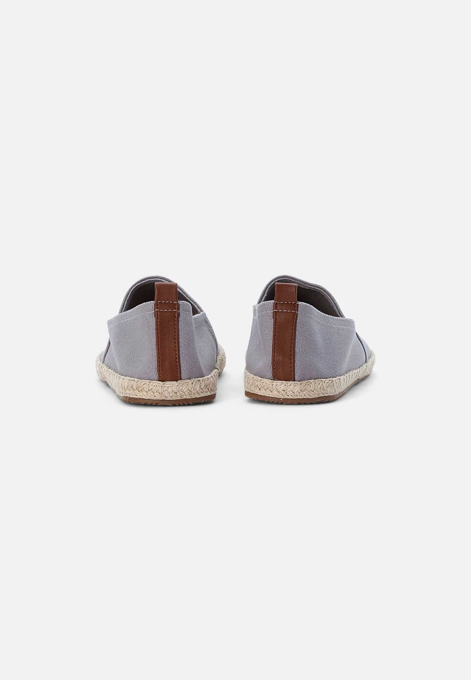 Pier One Rena Espadrille Unisex - Alpargatas - Light Grey 3 Pier One Rena Espadrille Unisex - Alpargatas - Light Grey - Imagen 3